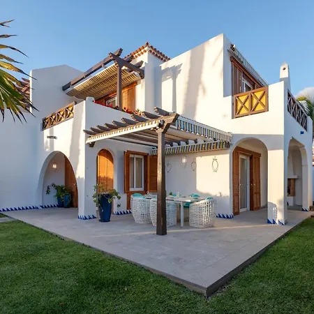 Villas Parque Santiago Iii By Upper Luxury Housing
