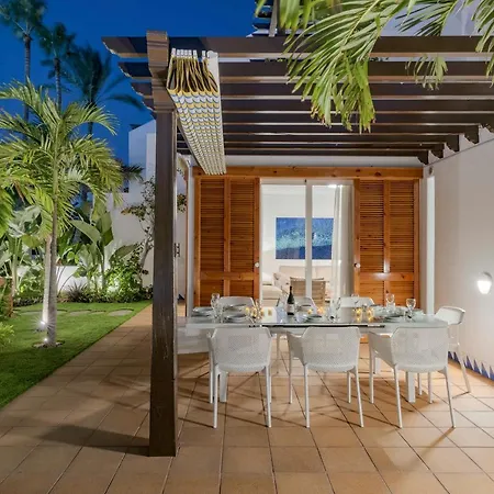 Villas Parque Santiago Iii By Upper Luxury Housing