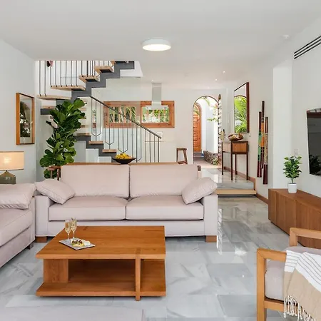 Villas Parque Santiago Iii By Upper Luxury Housing Villa Playa de las Americas (Tenerife)