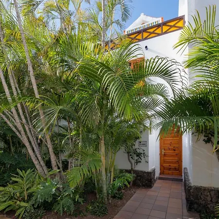 Villas Parque Santiago Iii By Upper Luxury Housing * Playa de las Americas (Tenerife)